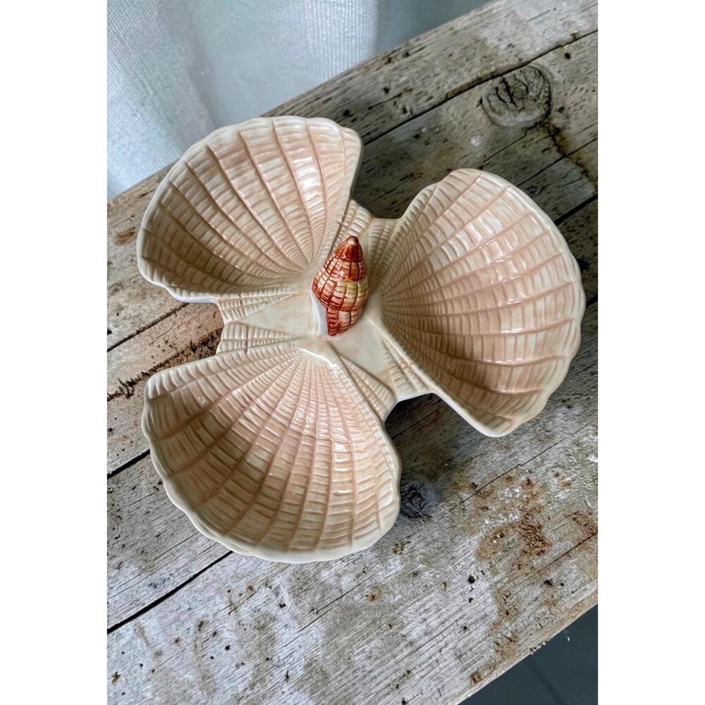 Vintage Sea Shell 3 Parts Server by Sandy Shore. Divided Server Dish